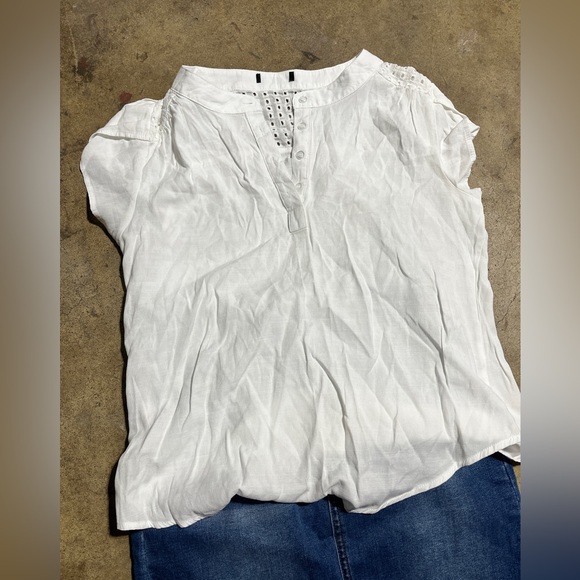 White cap sleeve blouse top - Picture 6 of 9